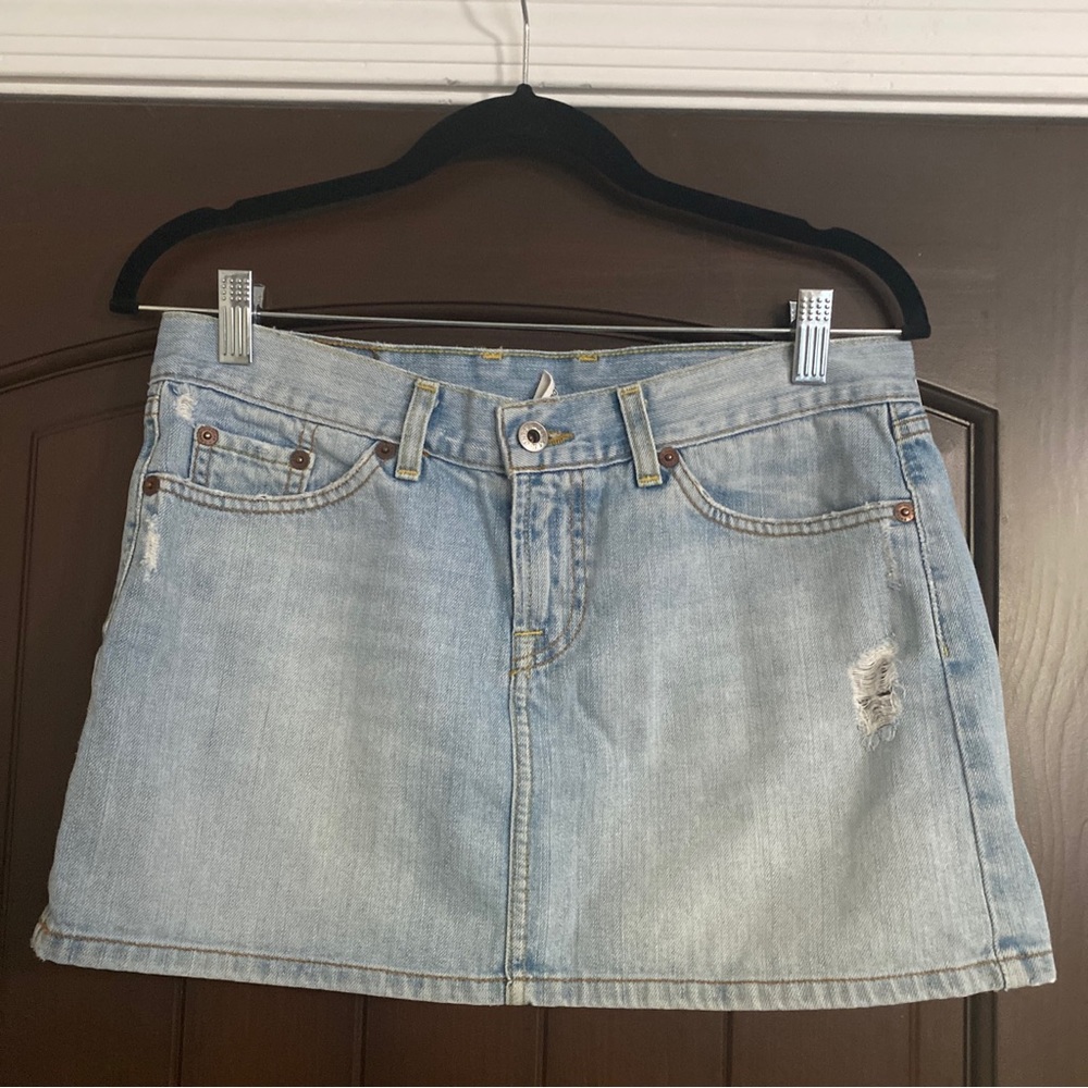 Lucky Brand light wash denim skirt 6/28